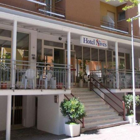 Hotel Nives Rimini Eksteriør bilde