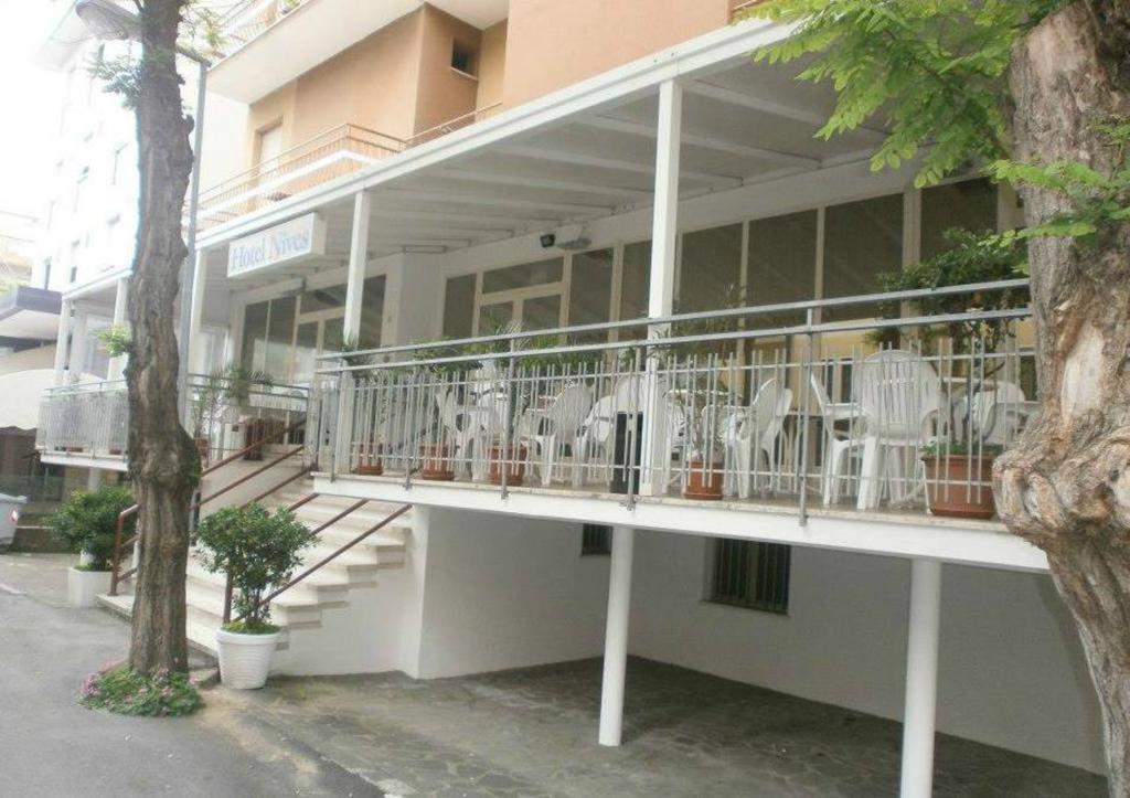 Hotel Nives Rimini Eksteriør bilde